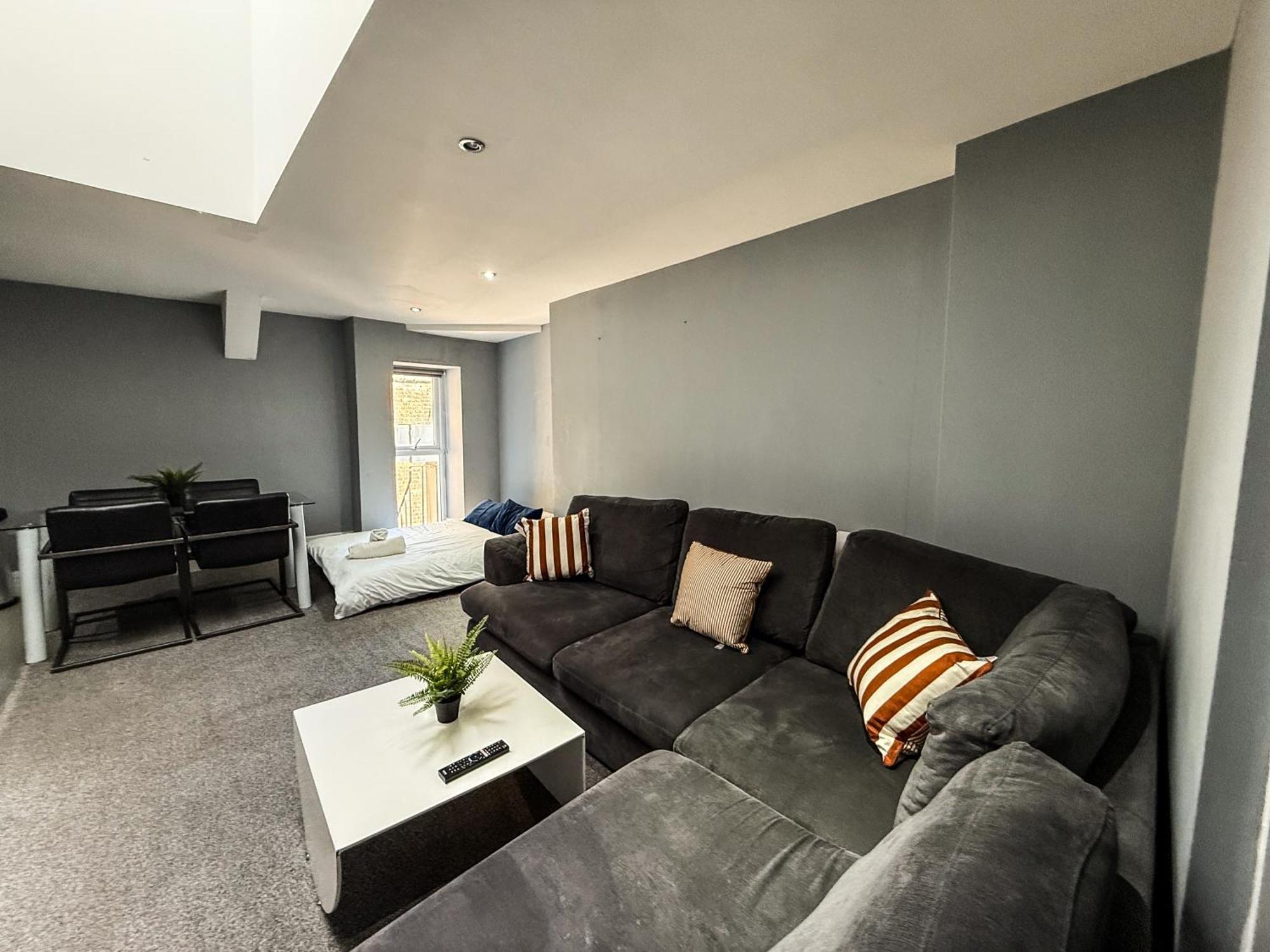 2 Bedroom Apartment In The Heart Of Newcastle - Spacious - Sleeps 7 Eksteriør billede